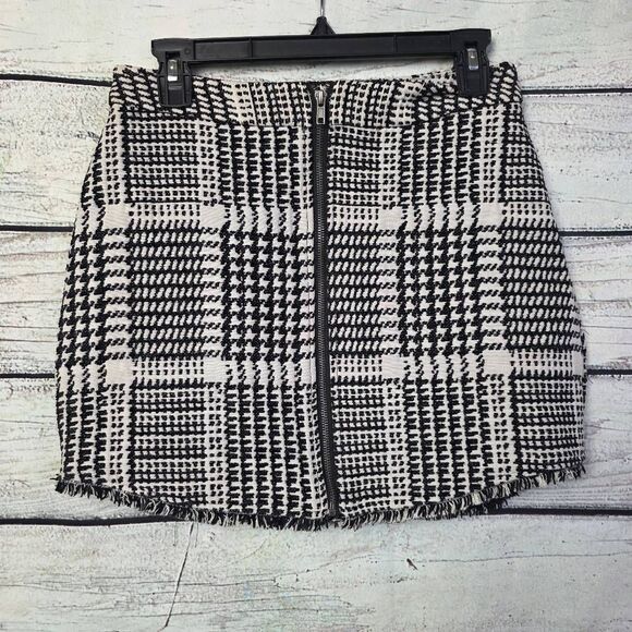 Cupcakes and Cashmere Black White Tweed Skirt Sz 2 - Picture 8 of 9